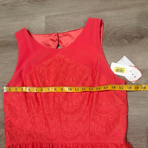 Jessica Simpson Lace Cut Out Dress - Picture 12 of 13